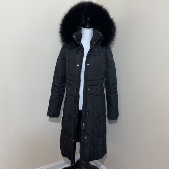 Calvin Klein || Woman’s long Jacket with fur hoodie size small - Picture 2 of 16
